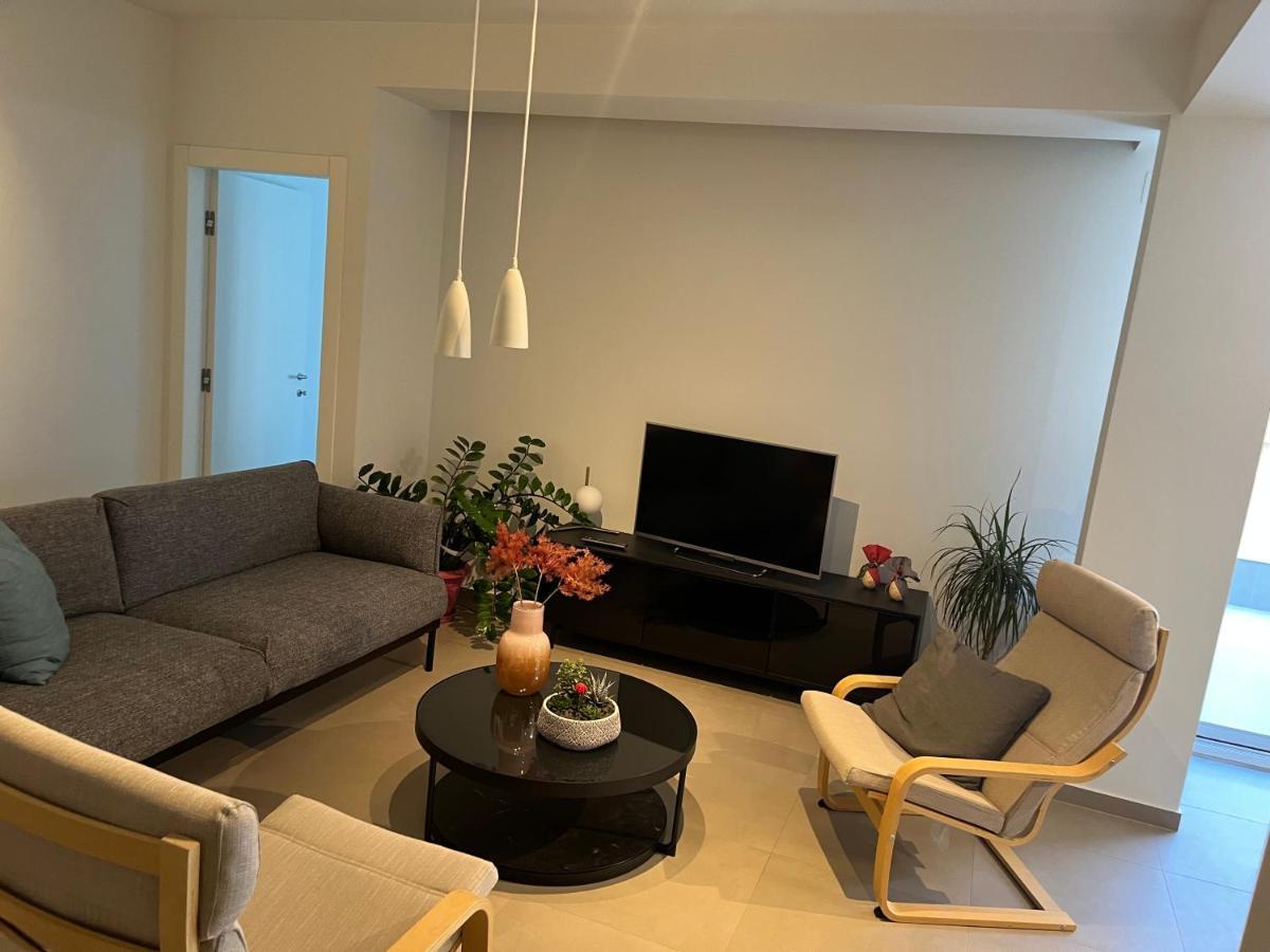 Fofi'S City Center Apartment 카발라 외부 사진