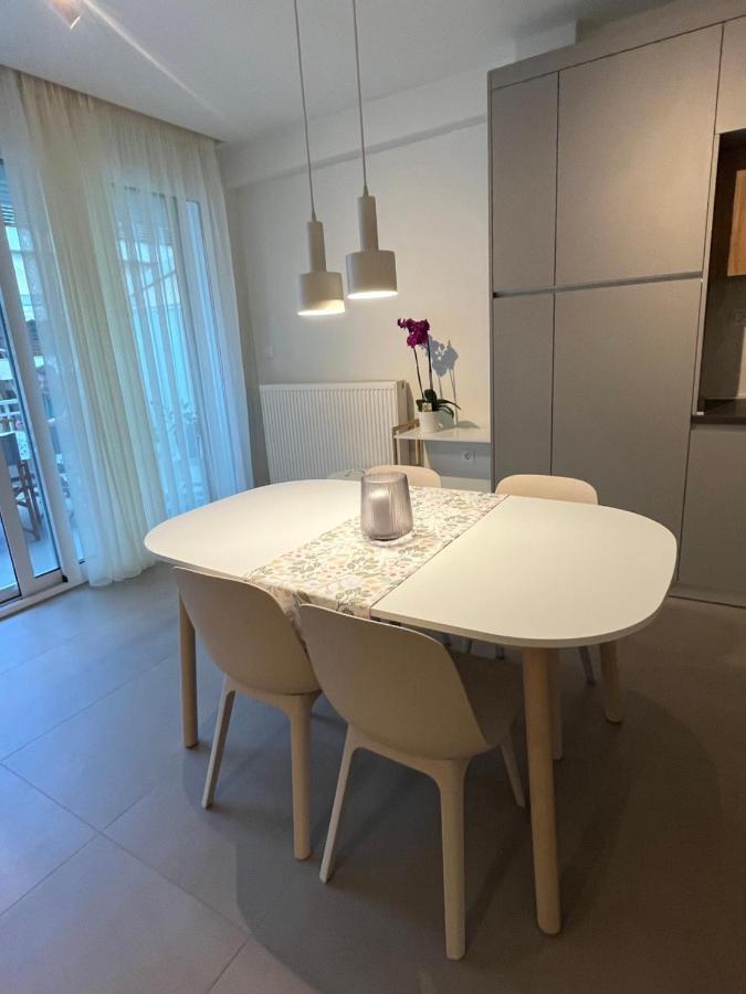 Fofi'S City Center Apartment 카발라 외부 사진